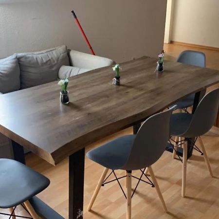 Zimmer In Wohnung Monteure Apartment Kuche Modern Enger Экстерьер фото